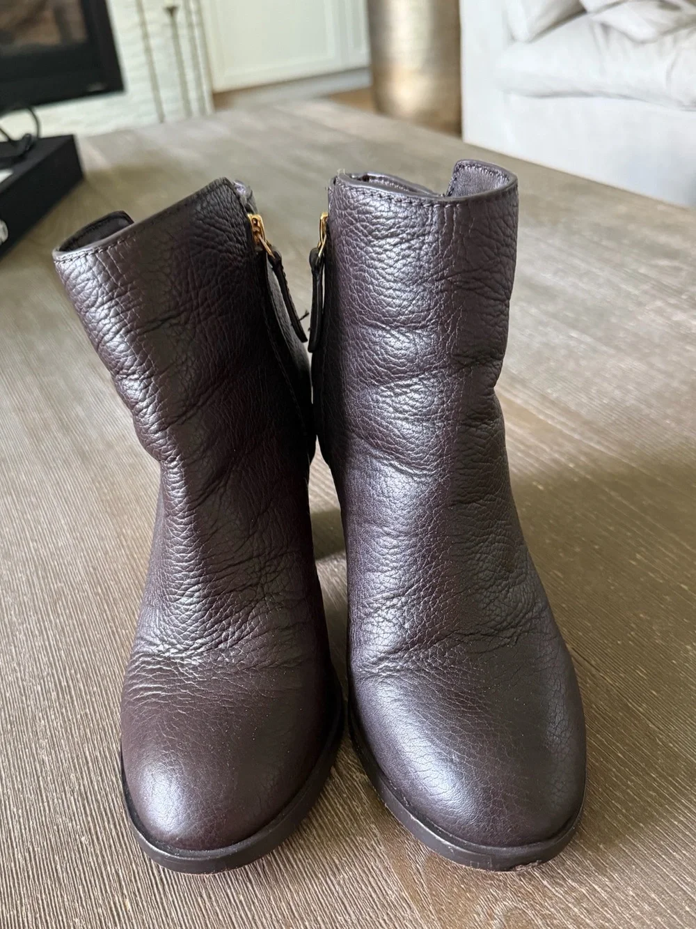 Tory Burch Dark Brown Pebbled Leather Booties Gold Logo Stacked Heel Sz 7